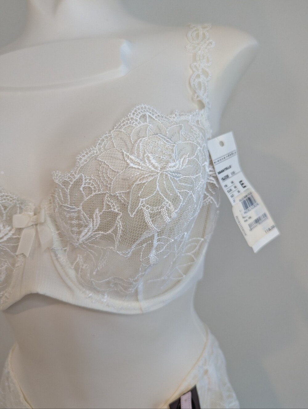Simone Perele Bagatelle Ivory Lace Bra & Boyshort Set 36E / L NWT - Picture 4 of 12
